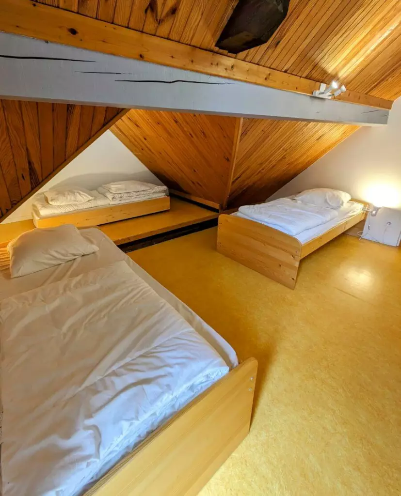 Gîte Bois Bossu : chambre pour 4 personnes